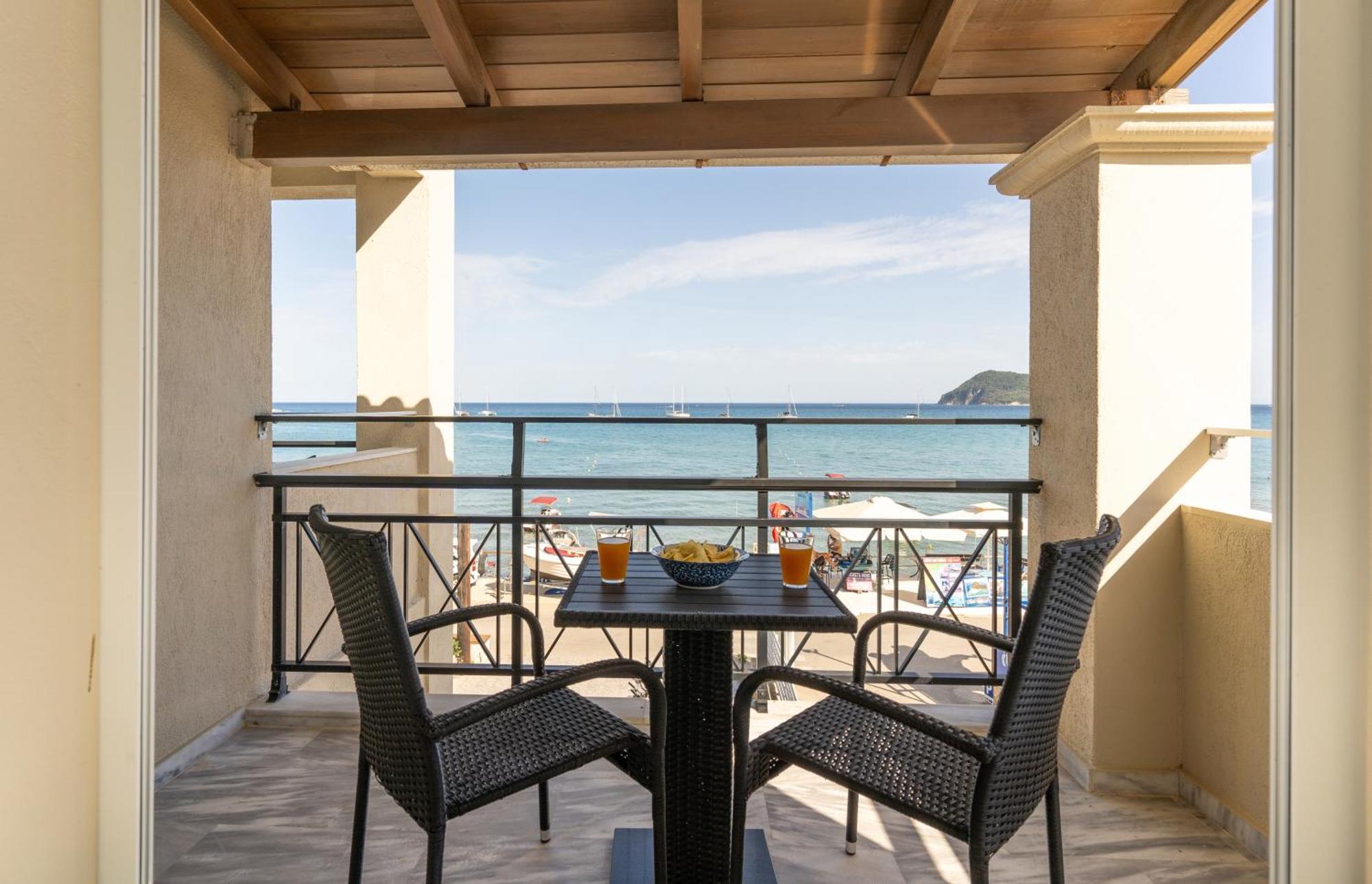 George Beachfront Apartments Lithakia  Værelse billede
